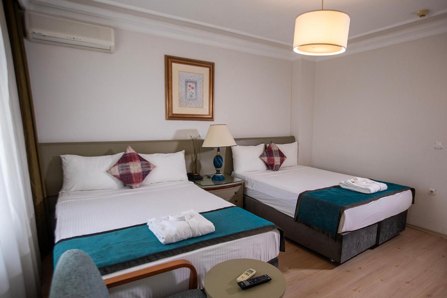 Hotel Simsek エディルネ エクステリア 写真